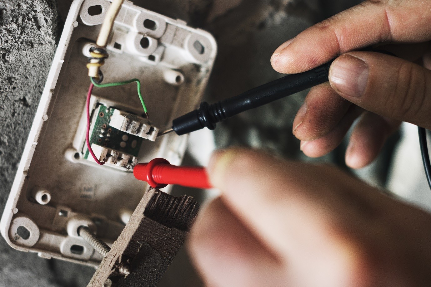 replace circuit breaker panel